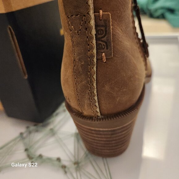 Teva Anaya Brown Booties. NIB. Size 6.5 - Picture 4 of 15